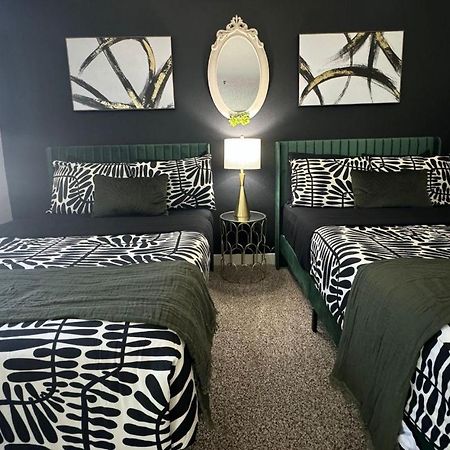 Luxury One Bedroom Apartments Free Parking&Pool Лос Анджелис Екстериор снимка
